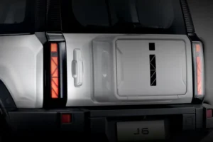 _3-exterior-j6-C4bqxDYr